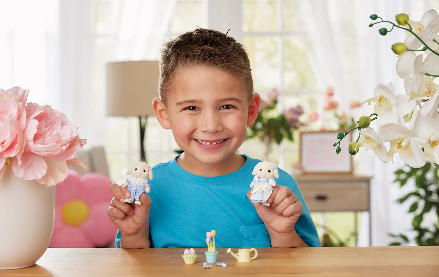 Calico Critters Blossom Gardening Set - Image 3