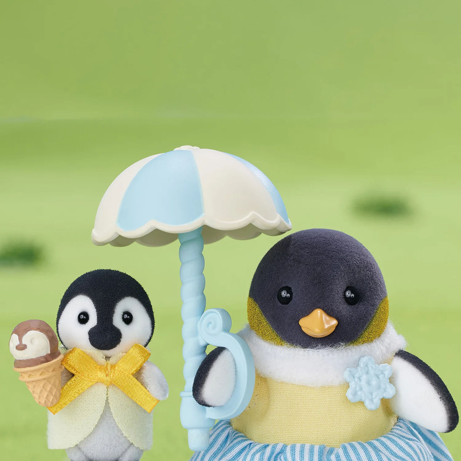 Calico Critters Penguin Family - Image 3