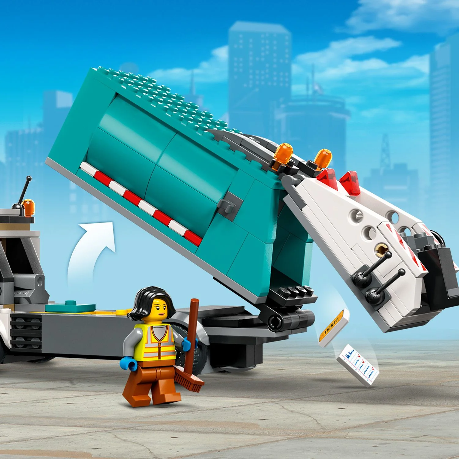LEGO® City: Recycling Truck 60386 - Image 4