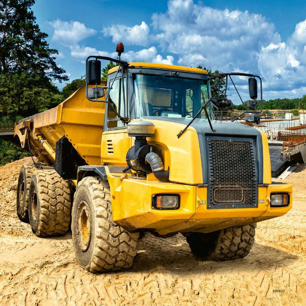 Diggers at Work (3 x 49 pc Puzzle) - Image 2