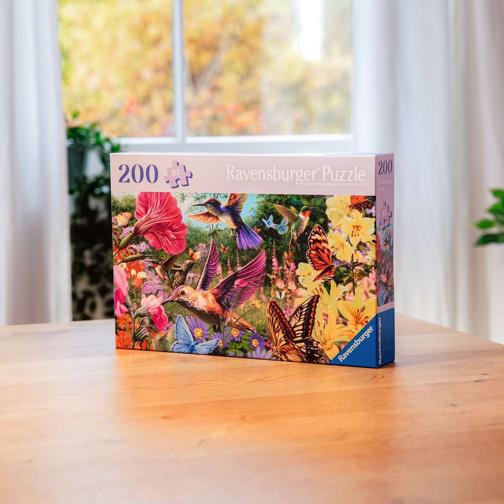 Hummingbirds and Butterflies Puzzle (200 pc) - Image 3