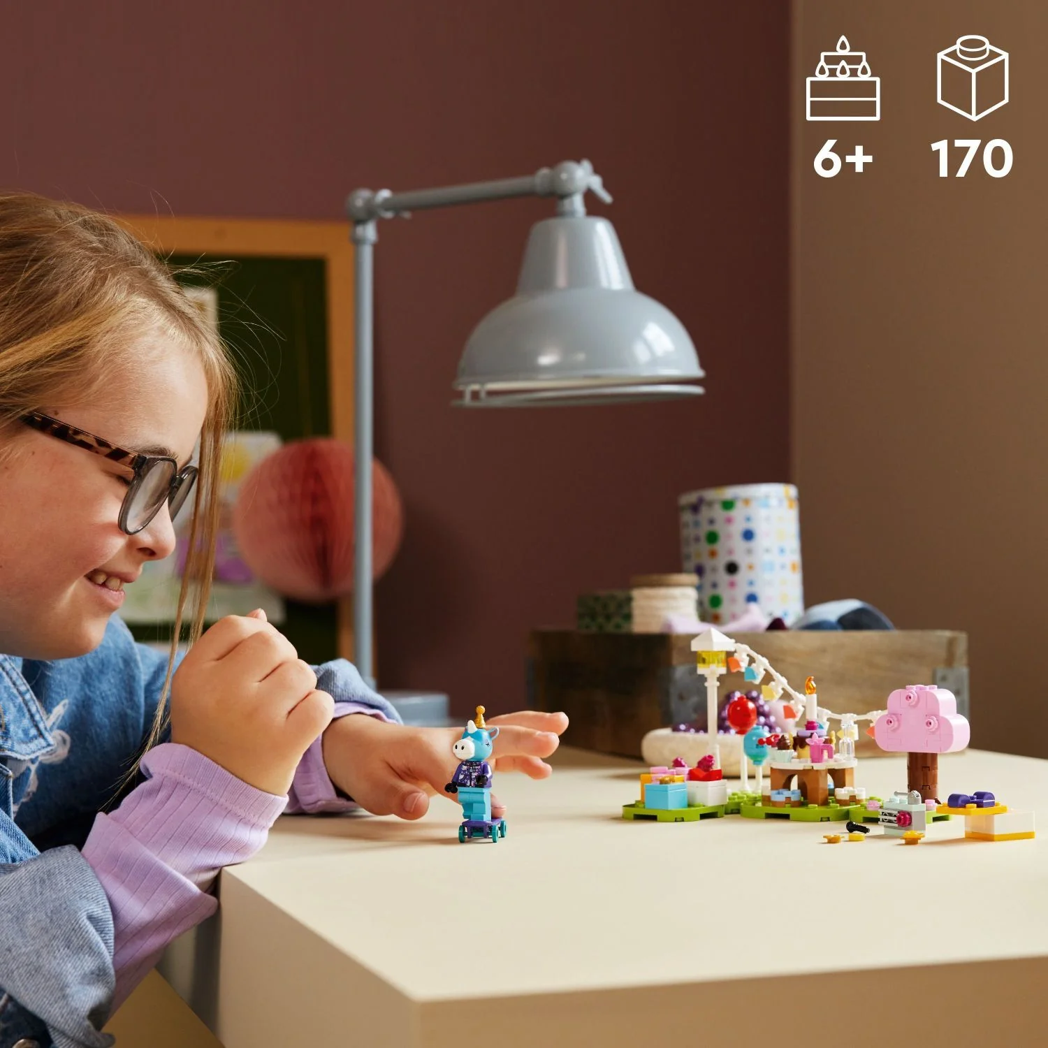 LEGO® Animal Crossing: Julian's Birthday Party 77046 - Image 4