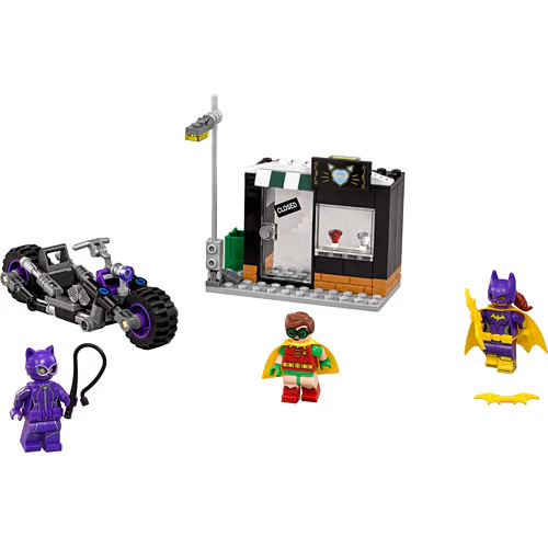LEGO® Catwoman Catcycle Chase - Image 3