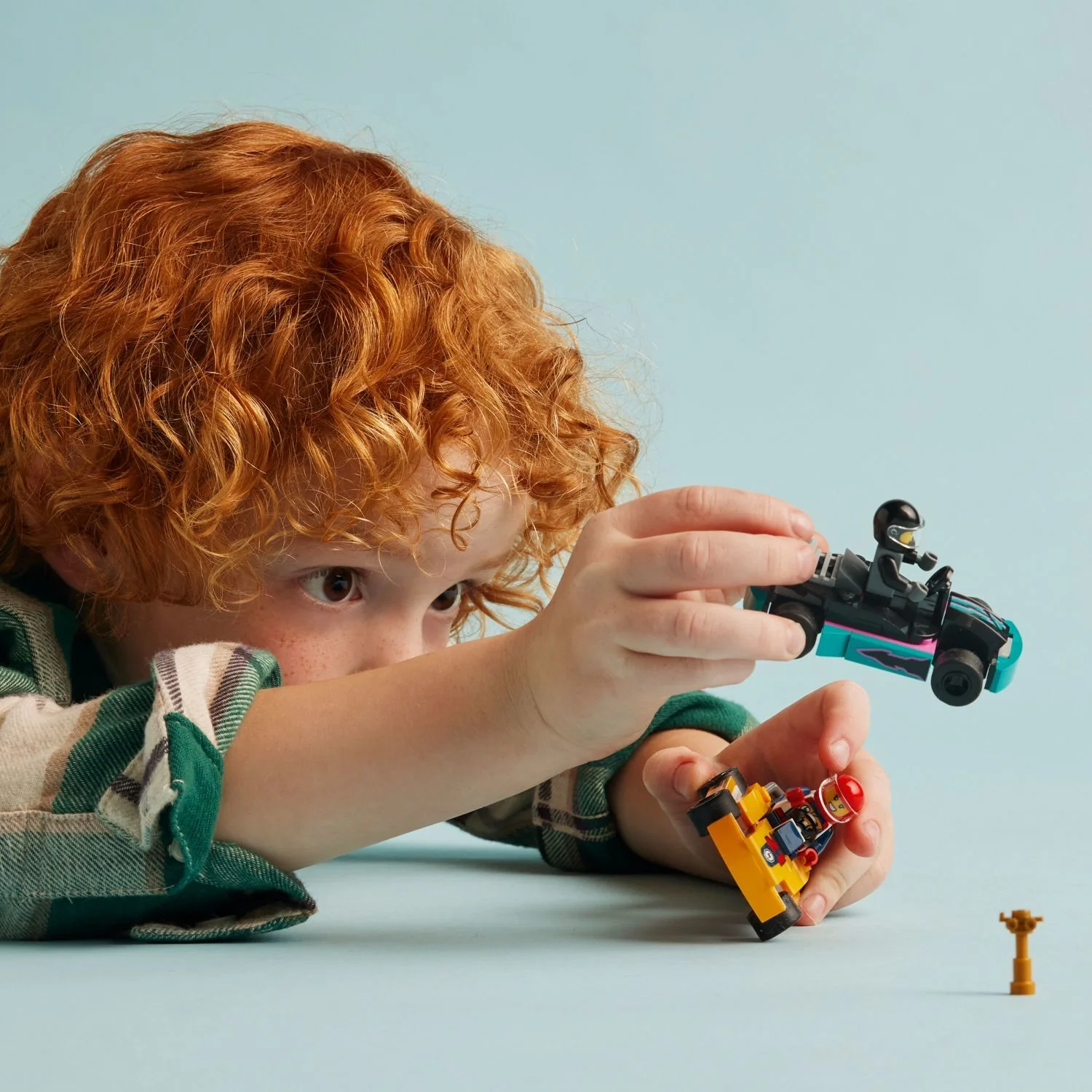 LEGO® City Great Vehicles: Go-Karts and Race Drivers 60400 - Image 4