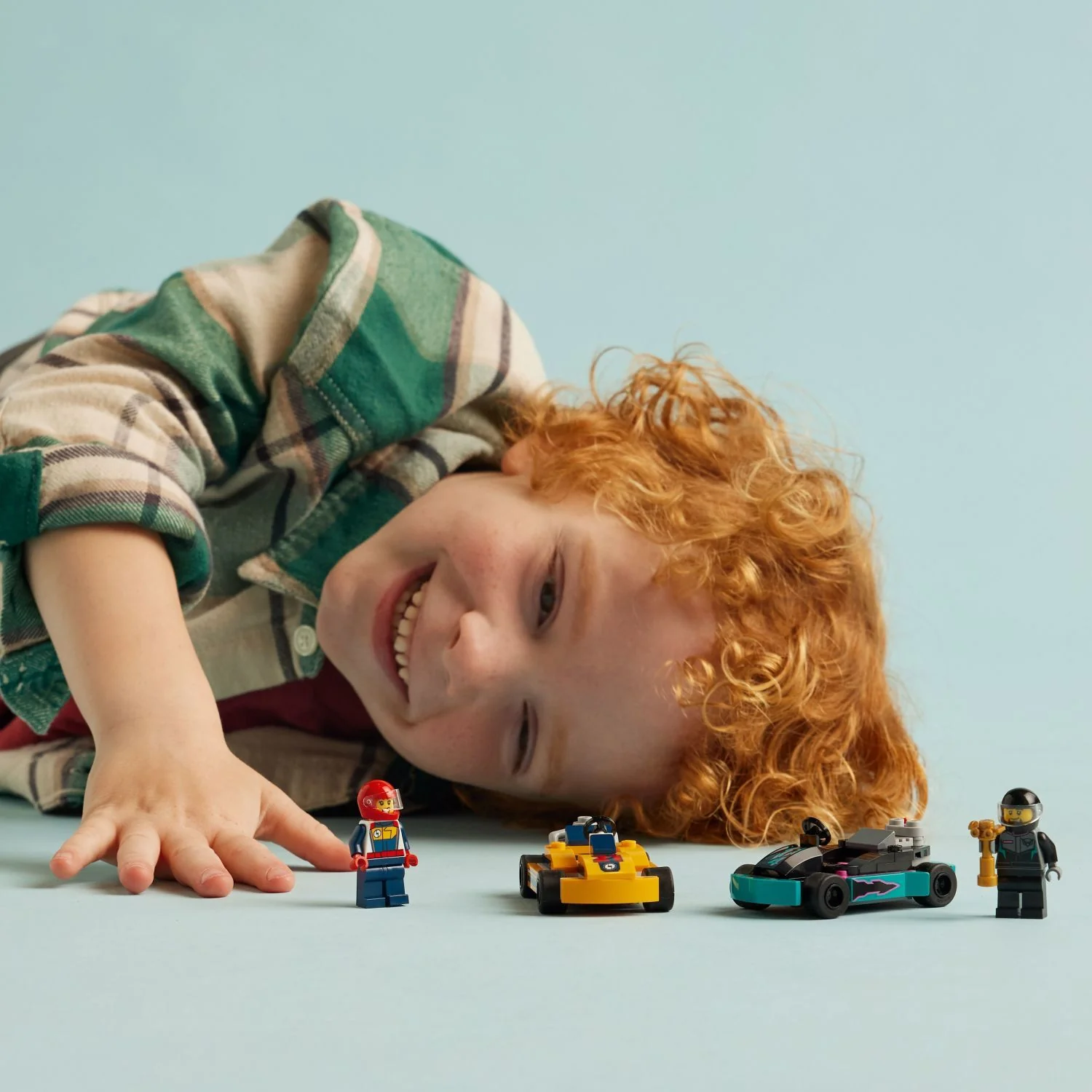 LEGO® City Great Vehicles: Go-Karts and Race Drivers 60400 - Image 5
