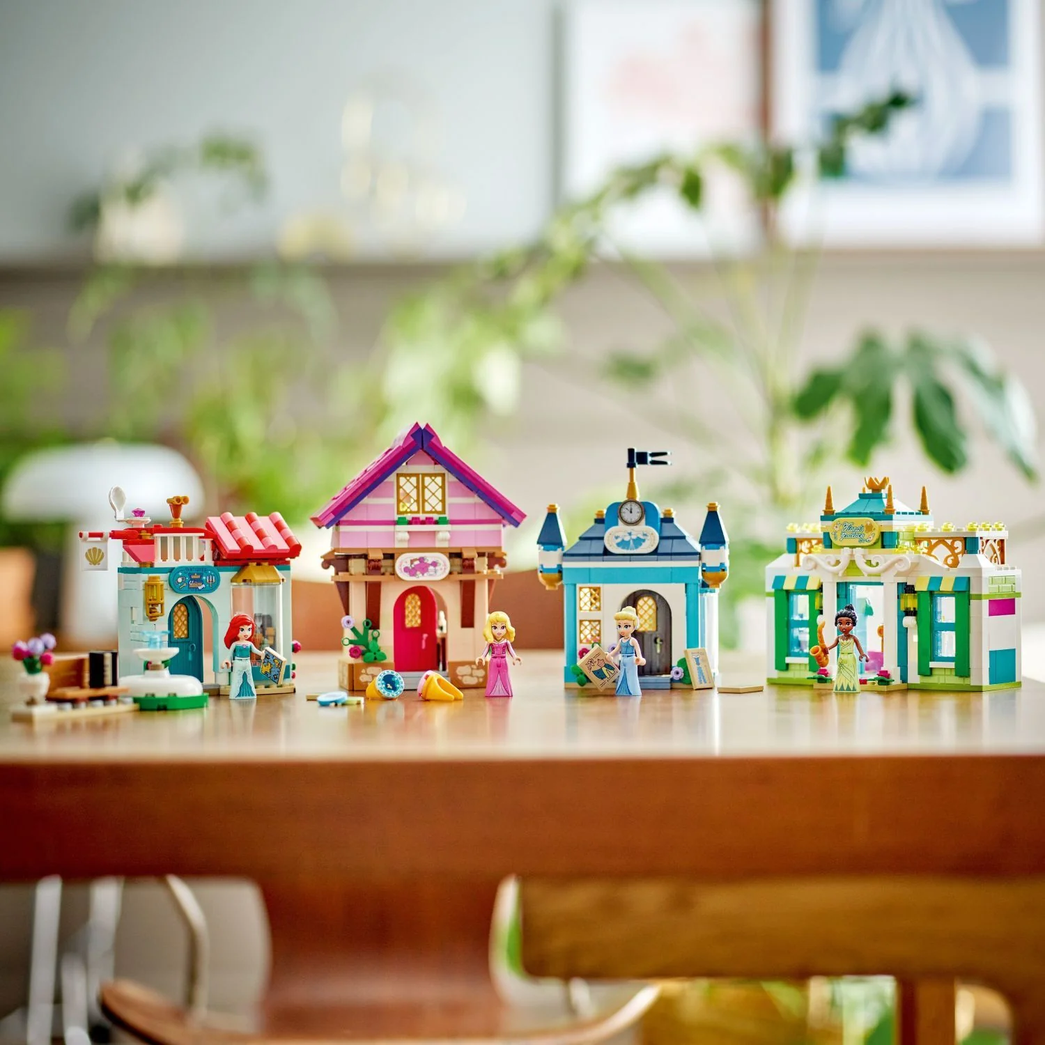 LEGO® Disney™ Princess: Disney Princess Market Adventure 43246 - Image 3