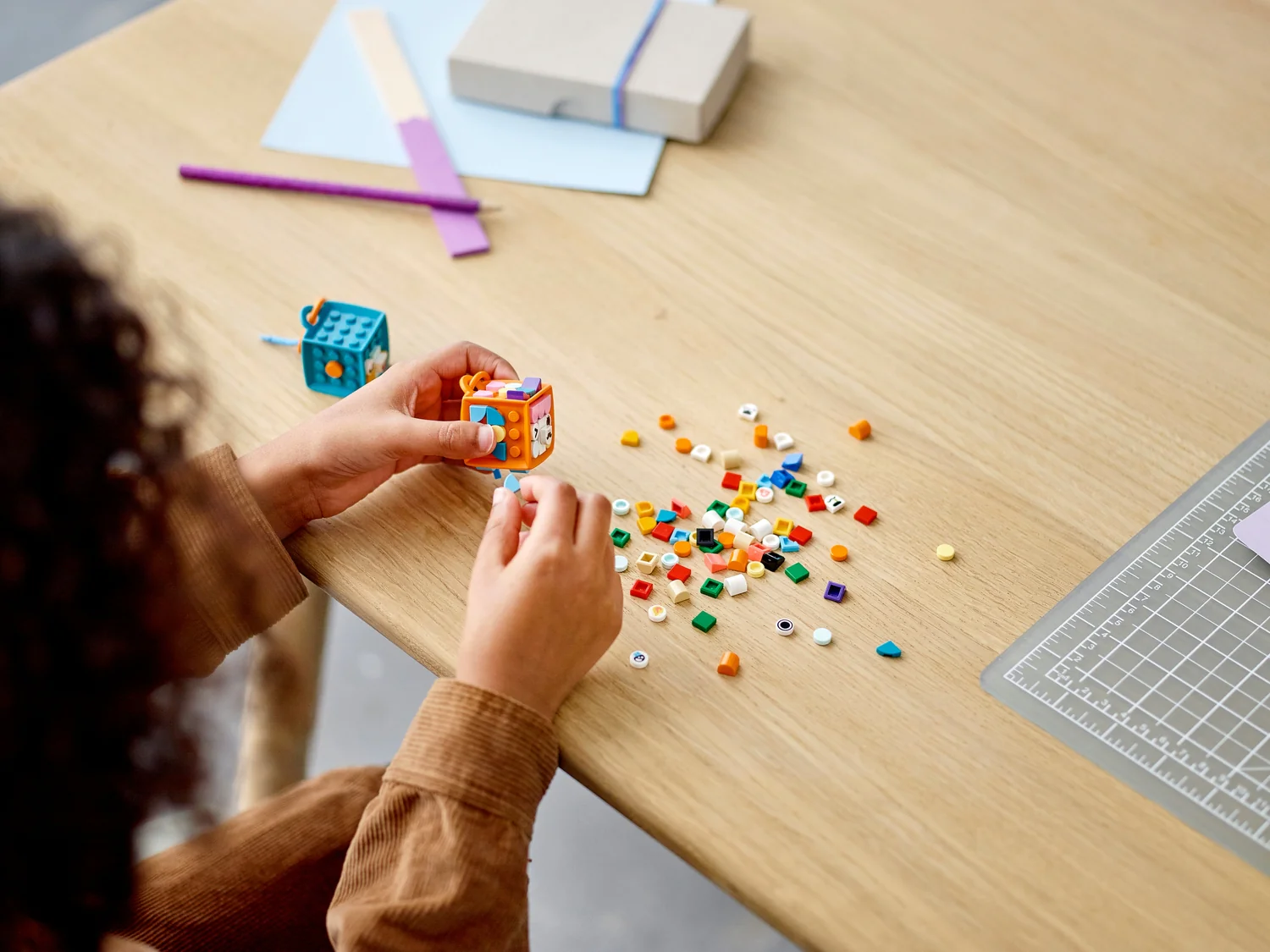 LEGO® DOTS: Extra DOTS - Series 4 41931 - Image 3