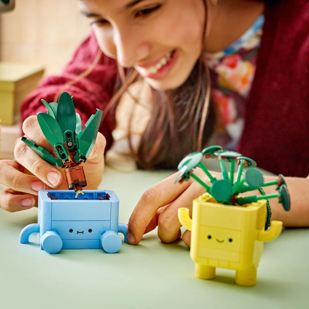 LEGO Botanicals: Happy Plants - Image 5