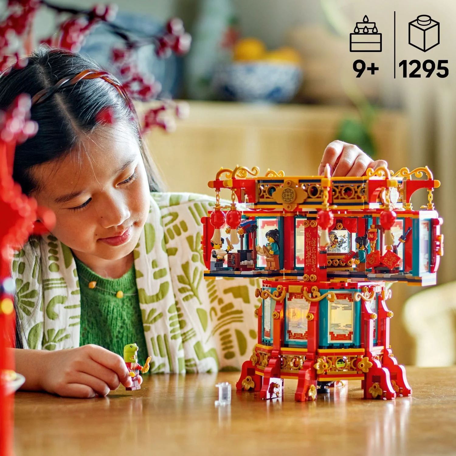 LEGO® Chinese Festivals: Trotting Lantern 80116 - Image 3
