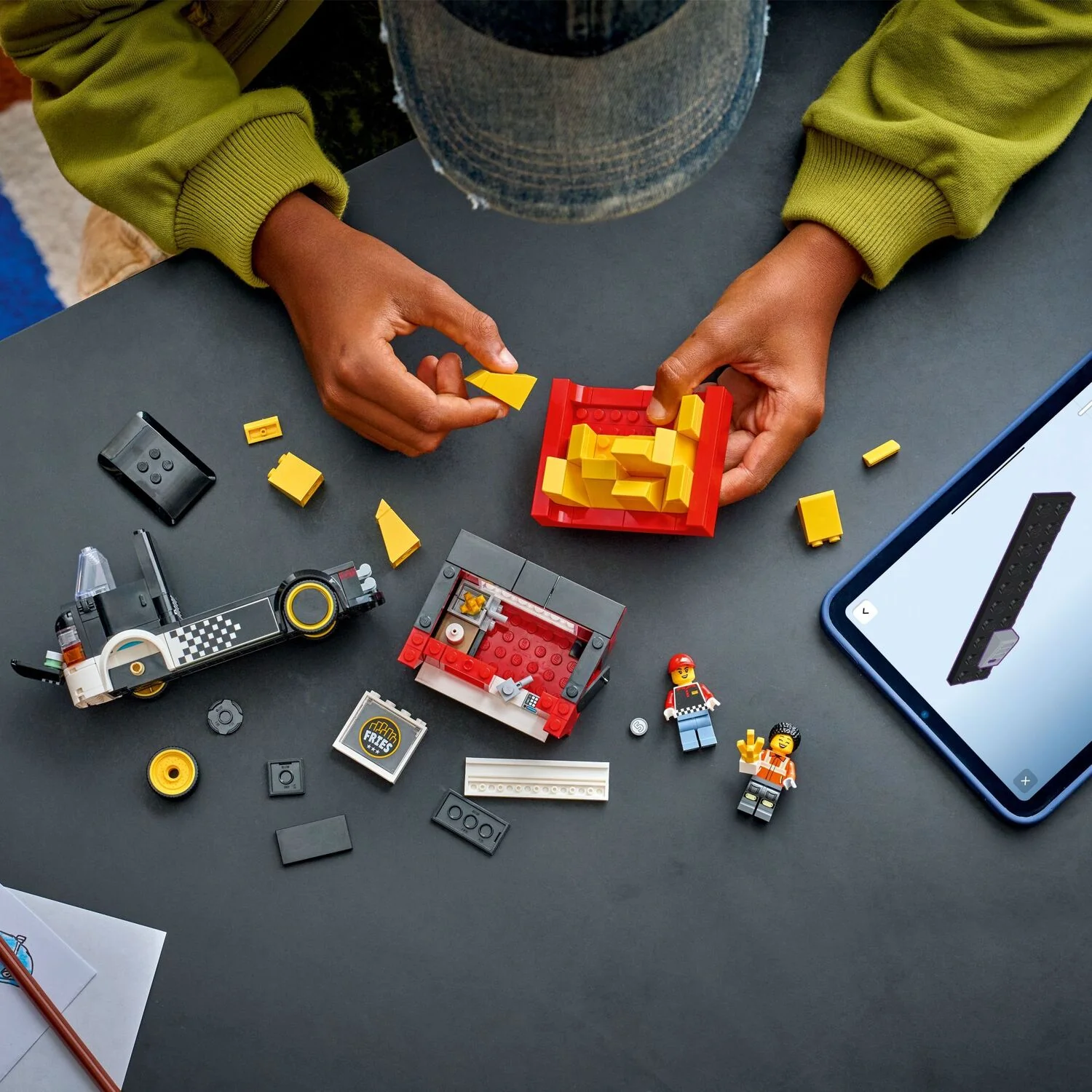 LEGO City Great Vehicles: Fries Food Truck - Image 8