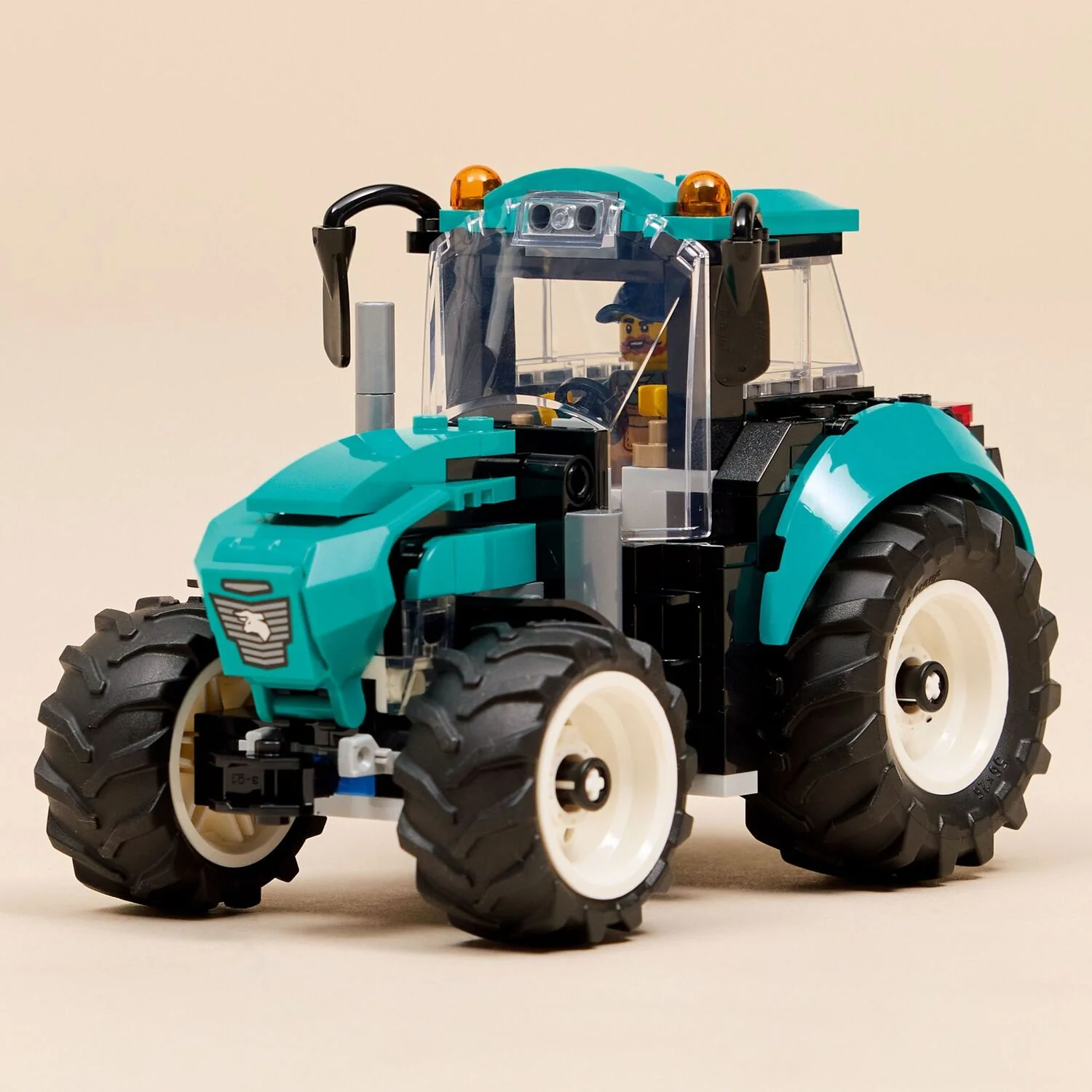 LEGO City Great Vehicles: Tractor - Image 10