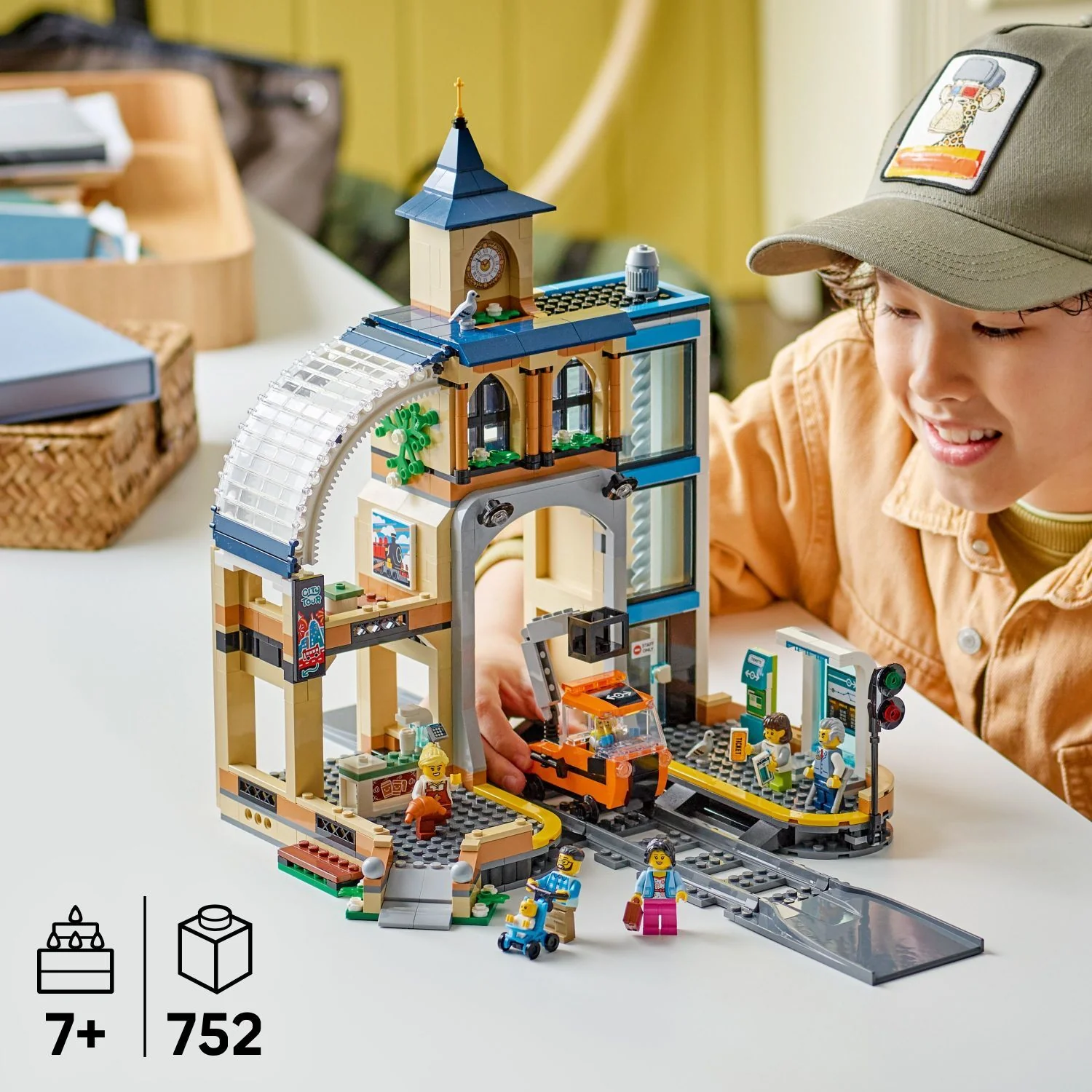 LEGO City Trains: Central Train Station - Image 3