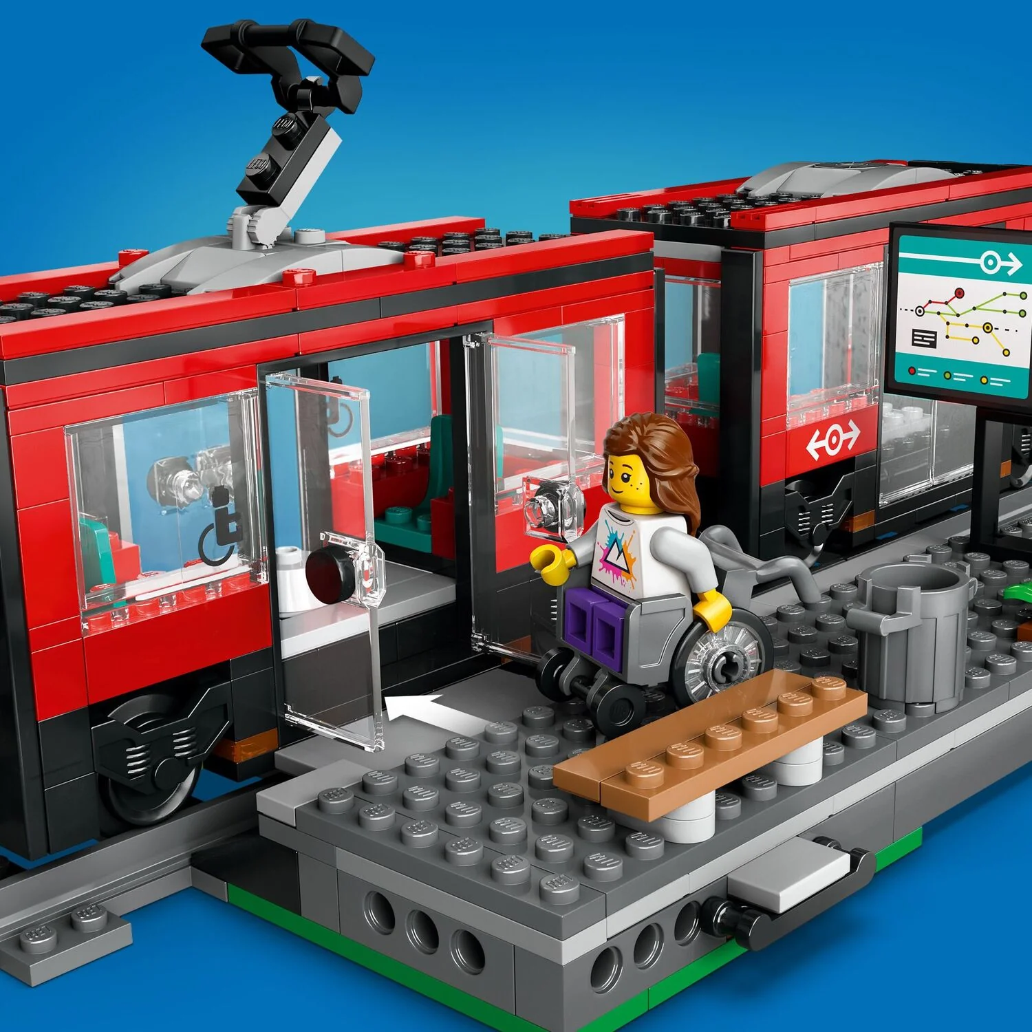 LEGO® City Trains: Downtown Streetcar and Station 60423 - Image 5