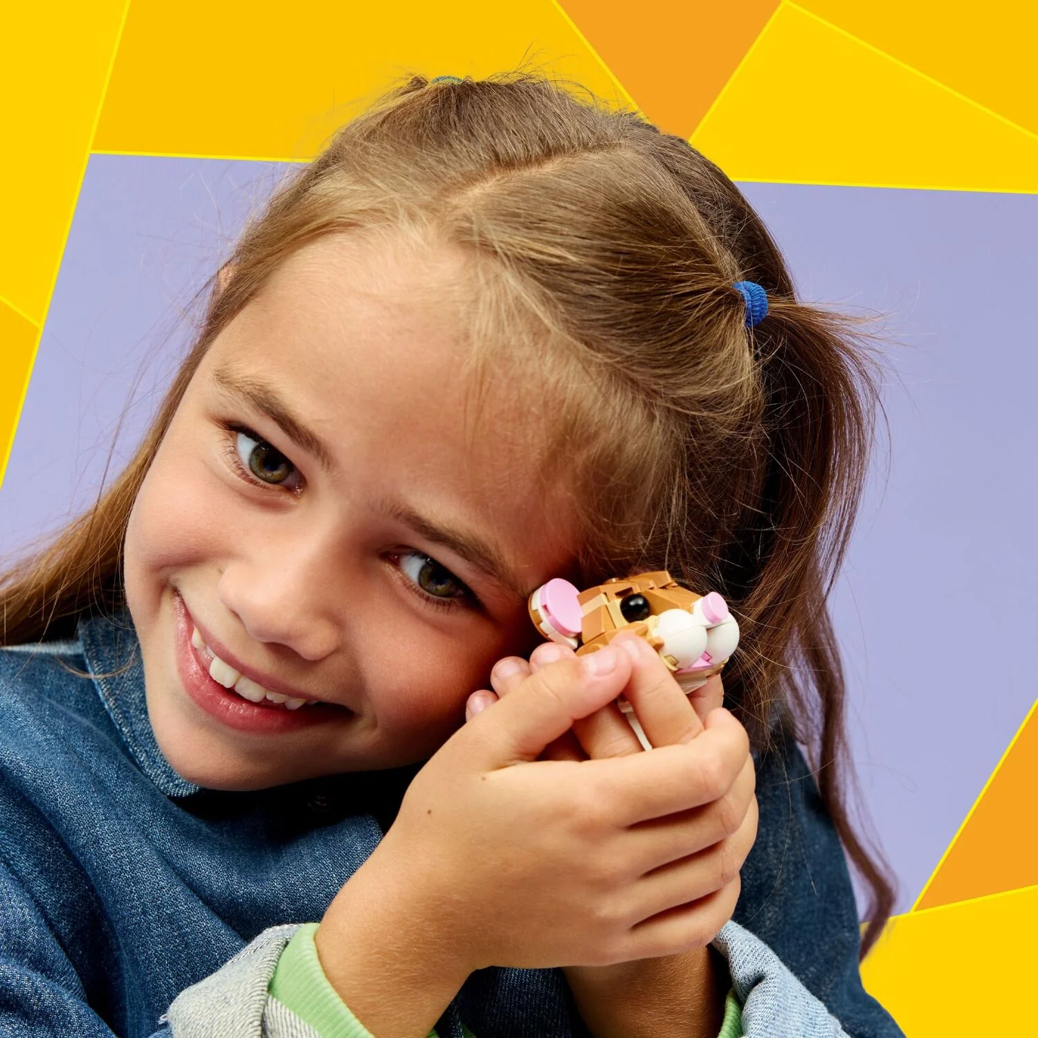 LEGO Creator: Cute Hamster with a Flower - Image 2