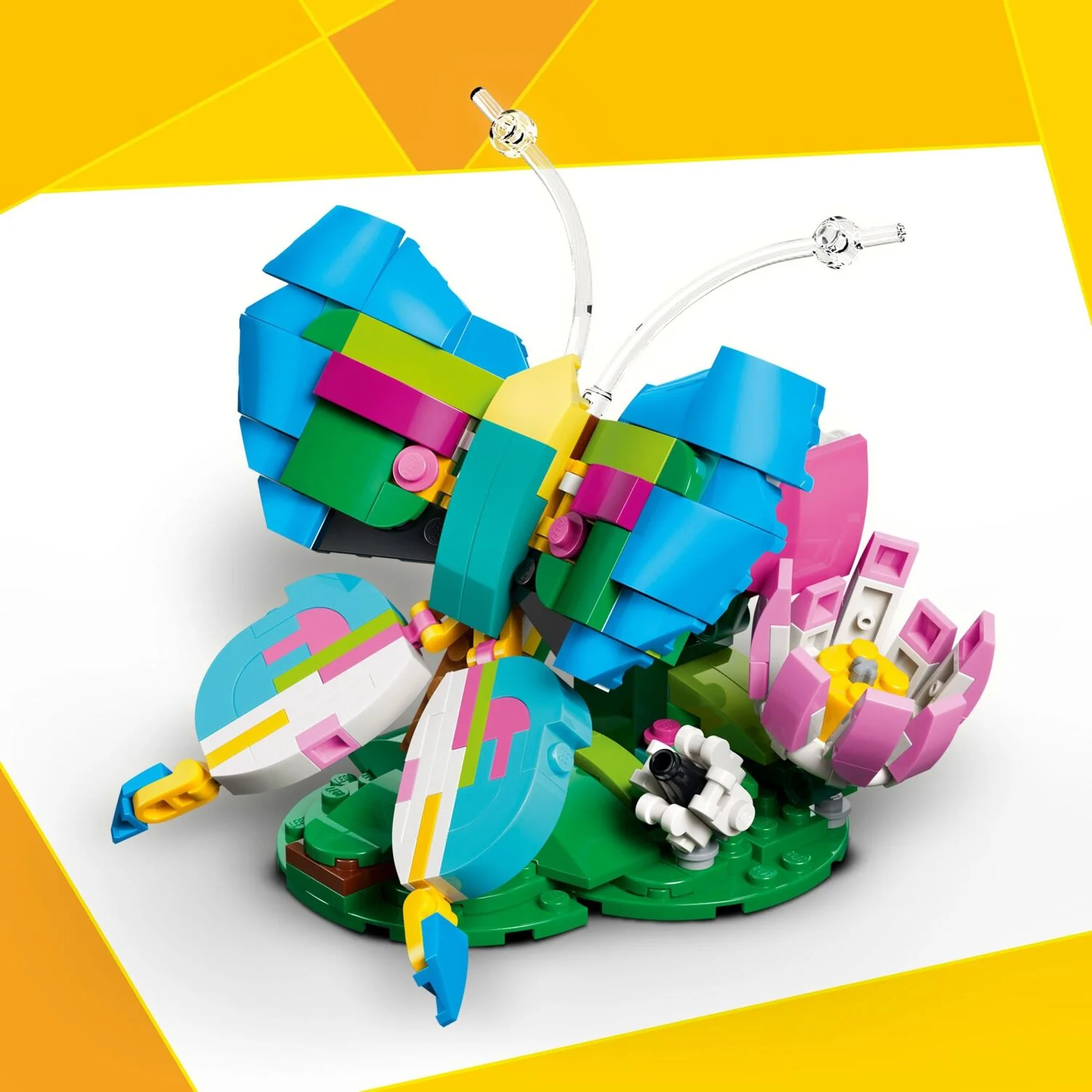 LEGO Creator: Wild Animals: Colorful Hummingbird - Image 4