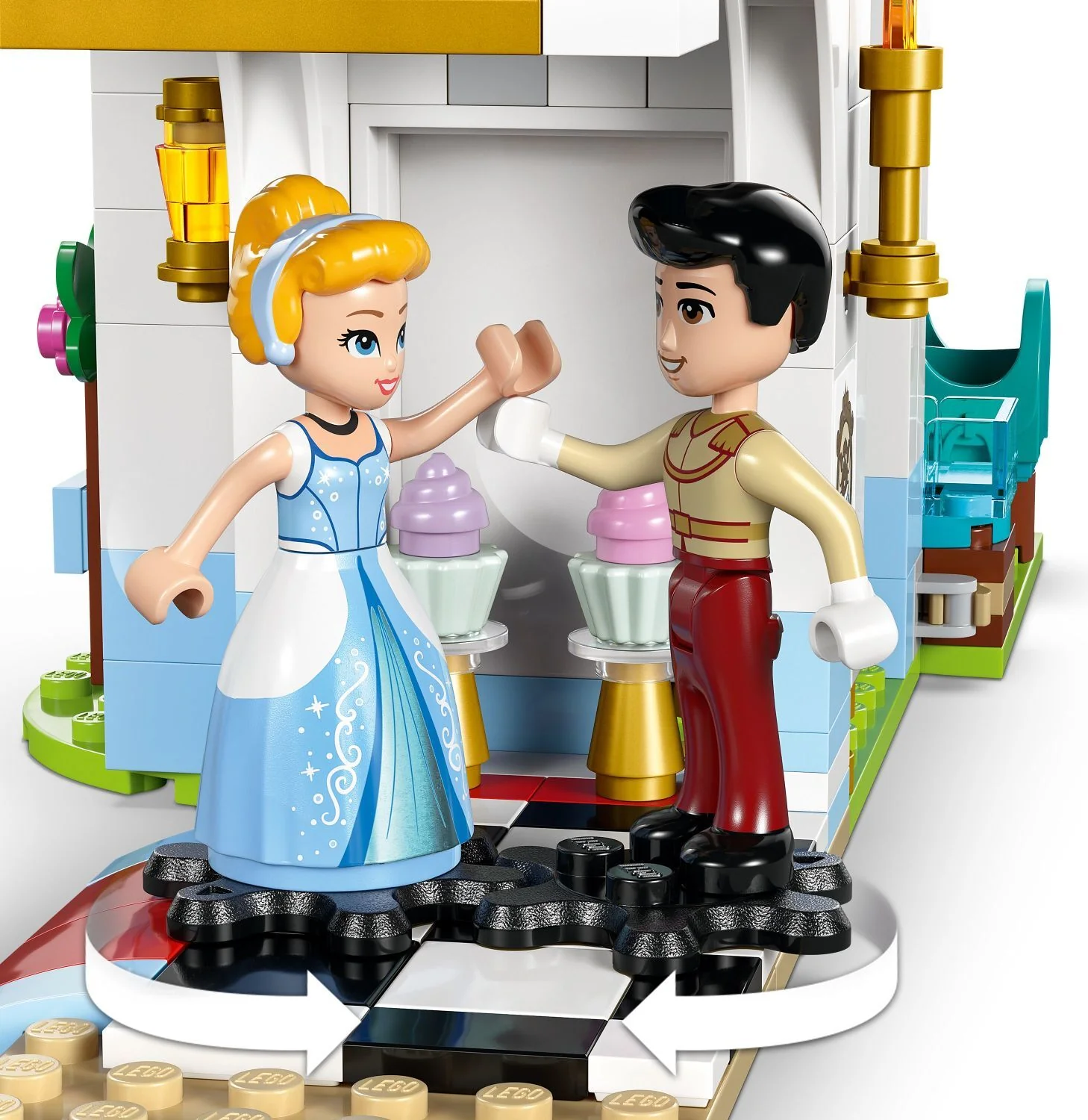 LEGO® Disney Princess: Cinderella's Castle & Horse Carriage 43275 - Image 5
