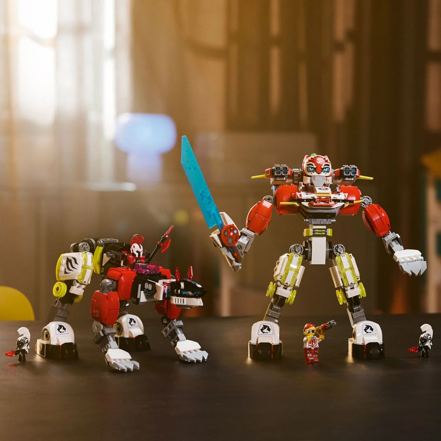 LEGO® DREAMZzz: Cooper's Tiger Mech & Zero's Hot Rod Car 71497 - Image 5