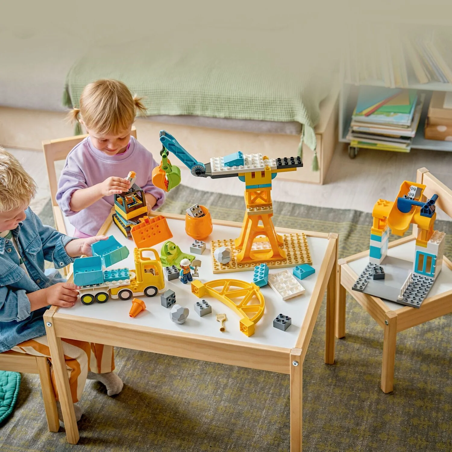 LEGO DUPLO Town: 3 in 1 Construction Site and Vehicles - Image 4