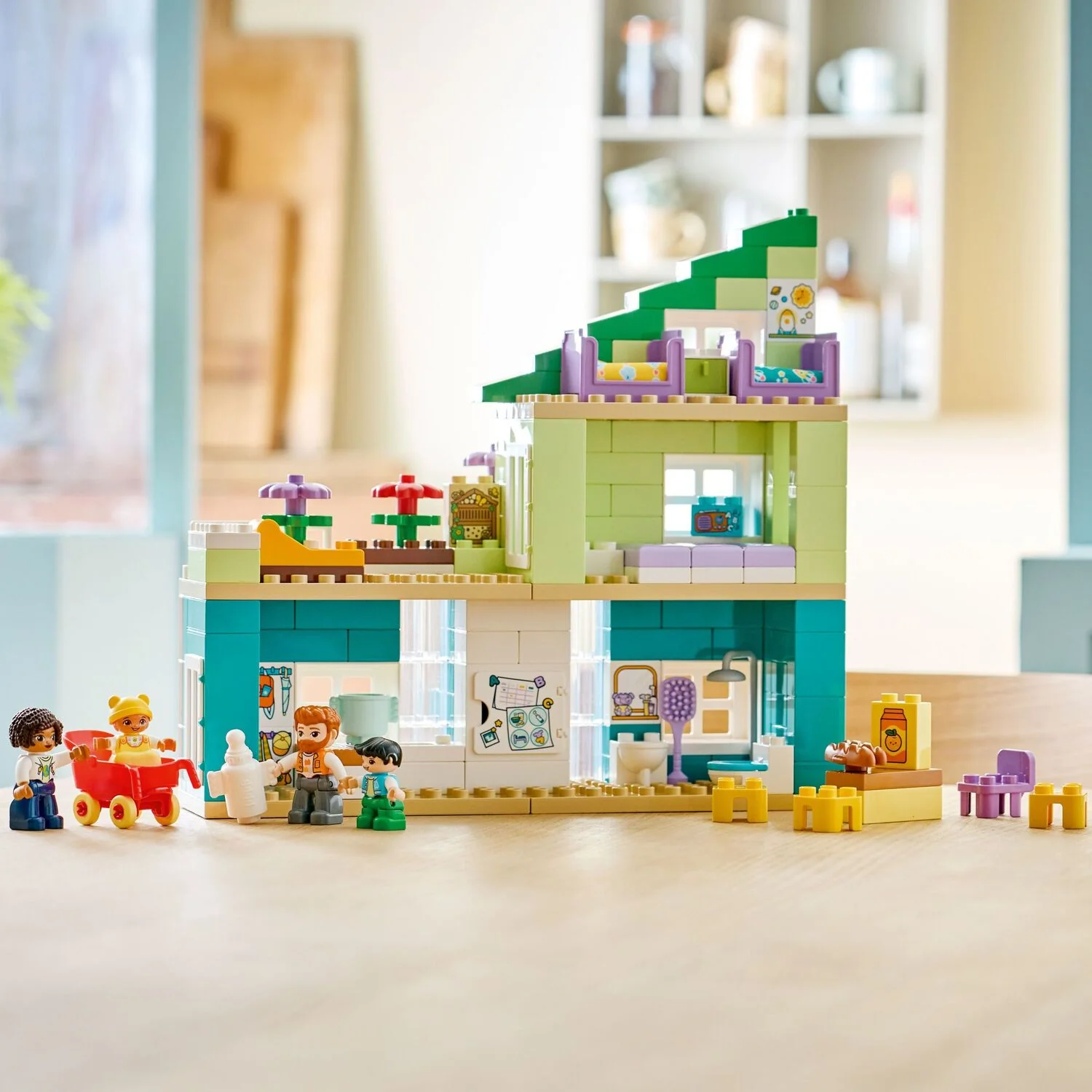 LEGO DUPLO Town: 3 in 1 Modern Family House with Figures - Image 10