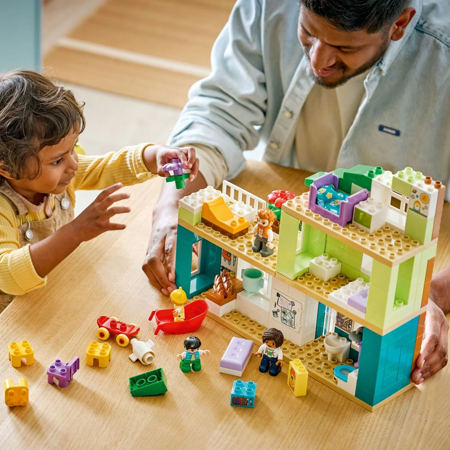 LEGO DUPLO Town: 3 in 1 Modern Family House with Figures - Image 8