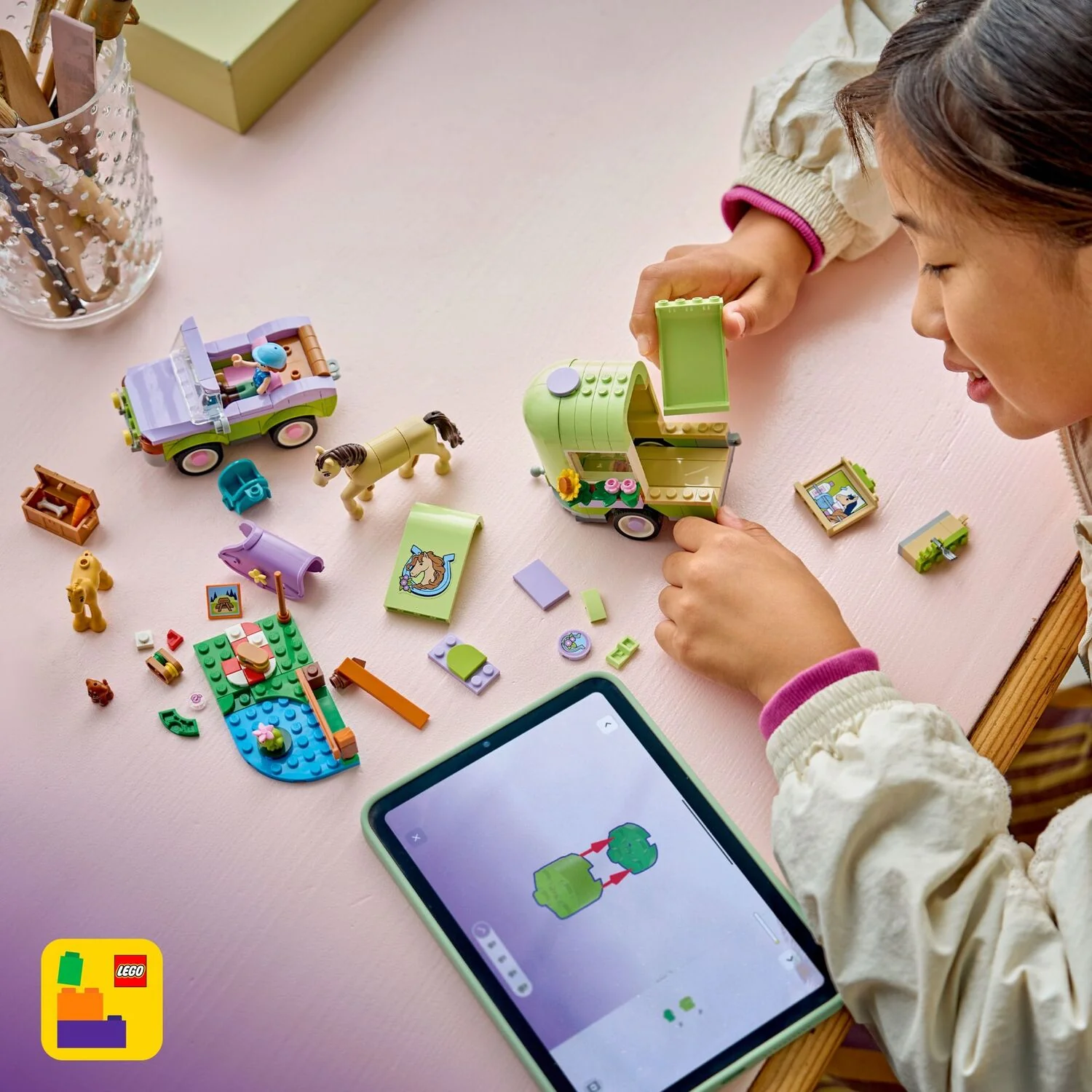 LEGO Friends: Horse & Baby Foal Trailer - Image 7