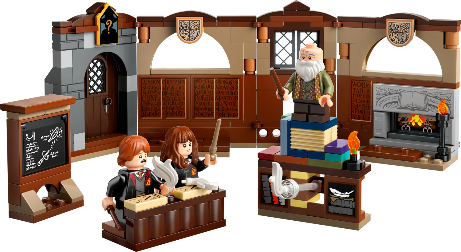 LEGO® Harry Potter: Hogwarts™ Castle: Charms Class 76442 - Image 2