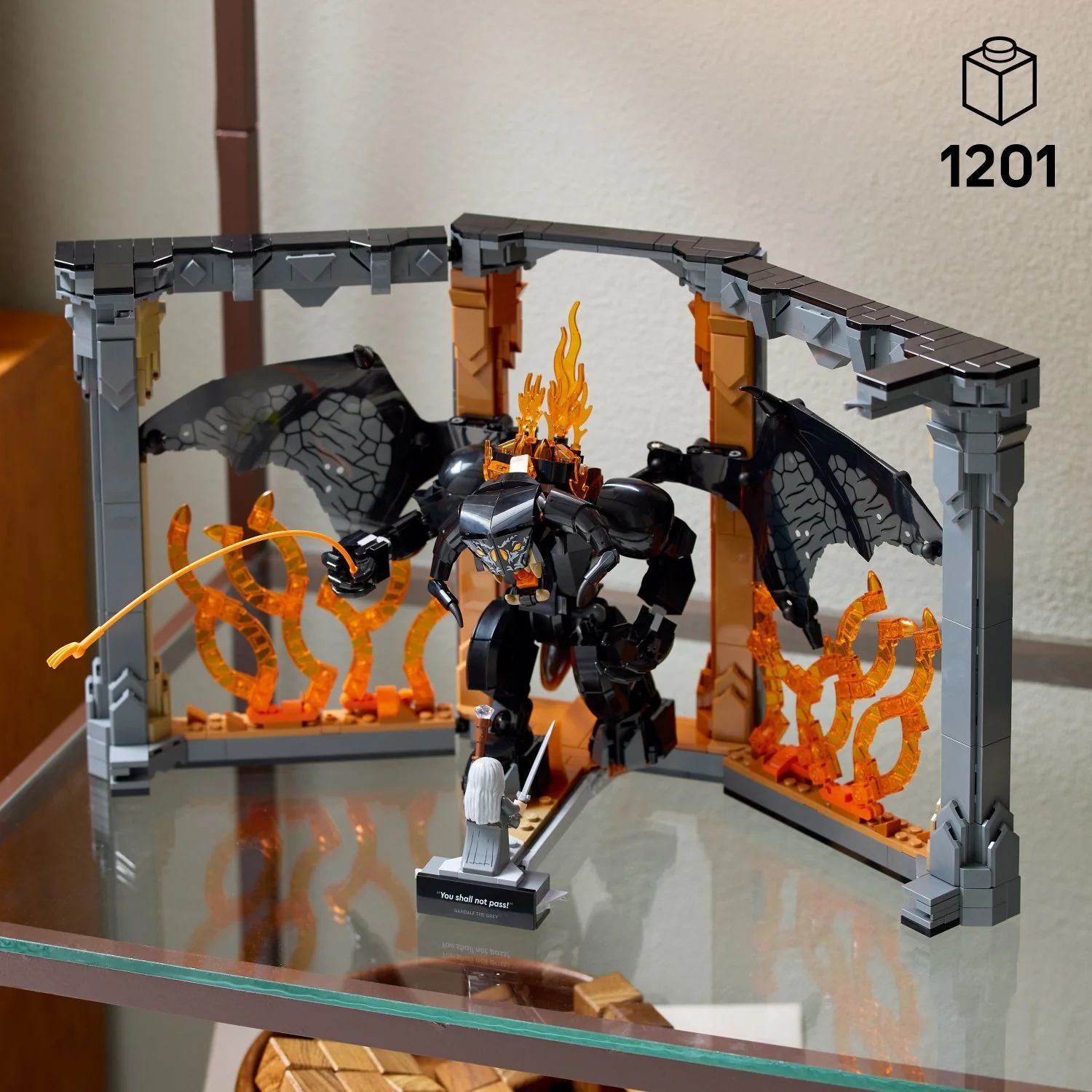 LEGO Icons: The Lord of the Rings: Balrog™ Book Nook - Image 2
