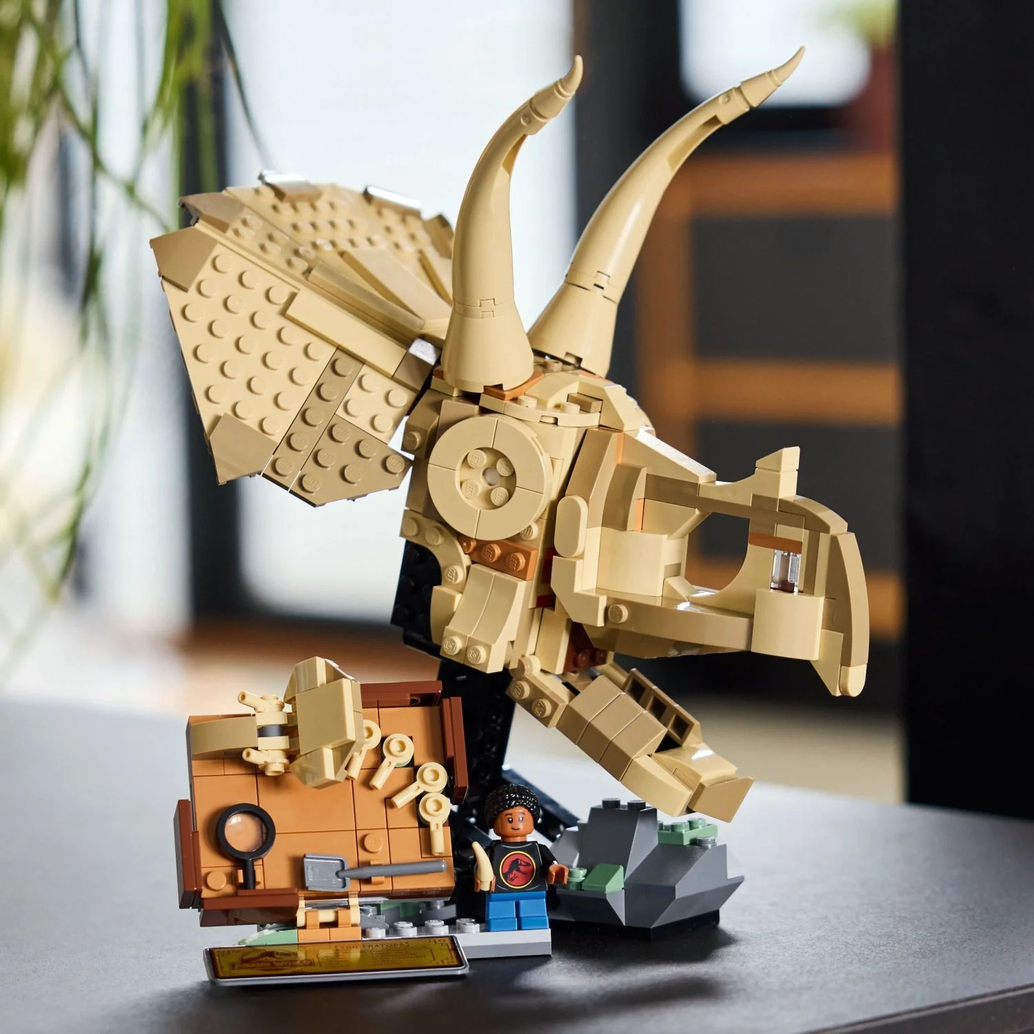 LEGO® Jurassic World: Dinosaur Fossils: Triceratops Skull 76969 - Image 4