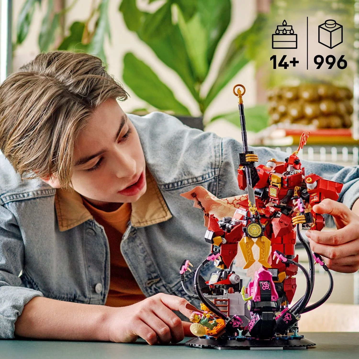 LEGO Ninjago: The Fire Knight Mech - Image 6