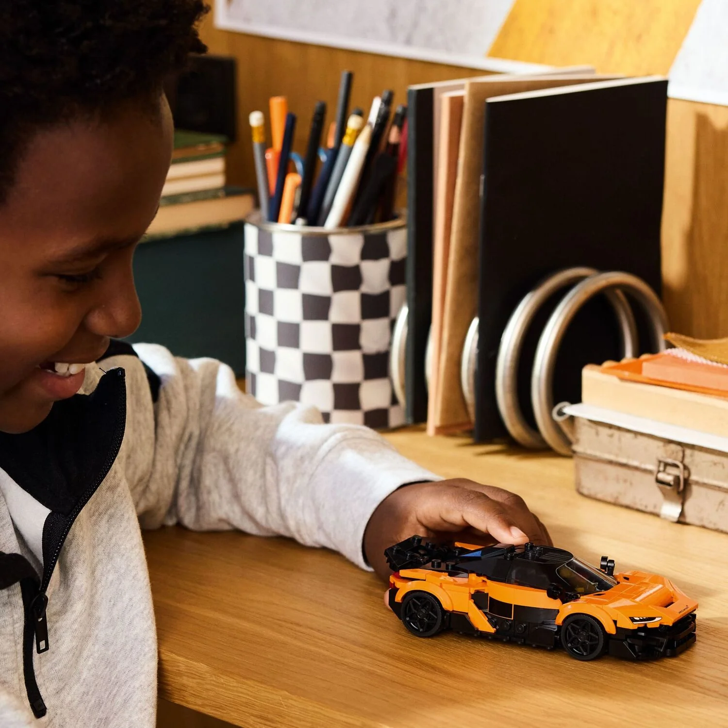LEGO Speed Champions: McLaren W1 - Image 4
