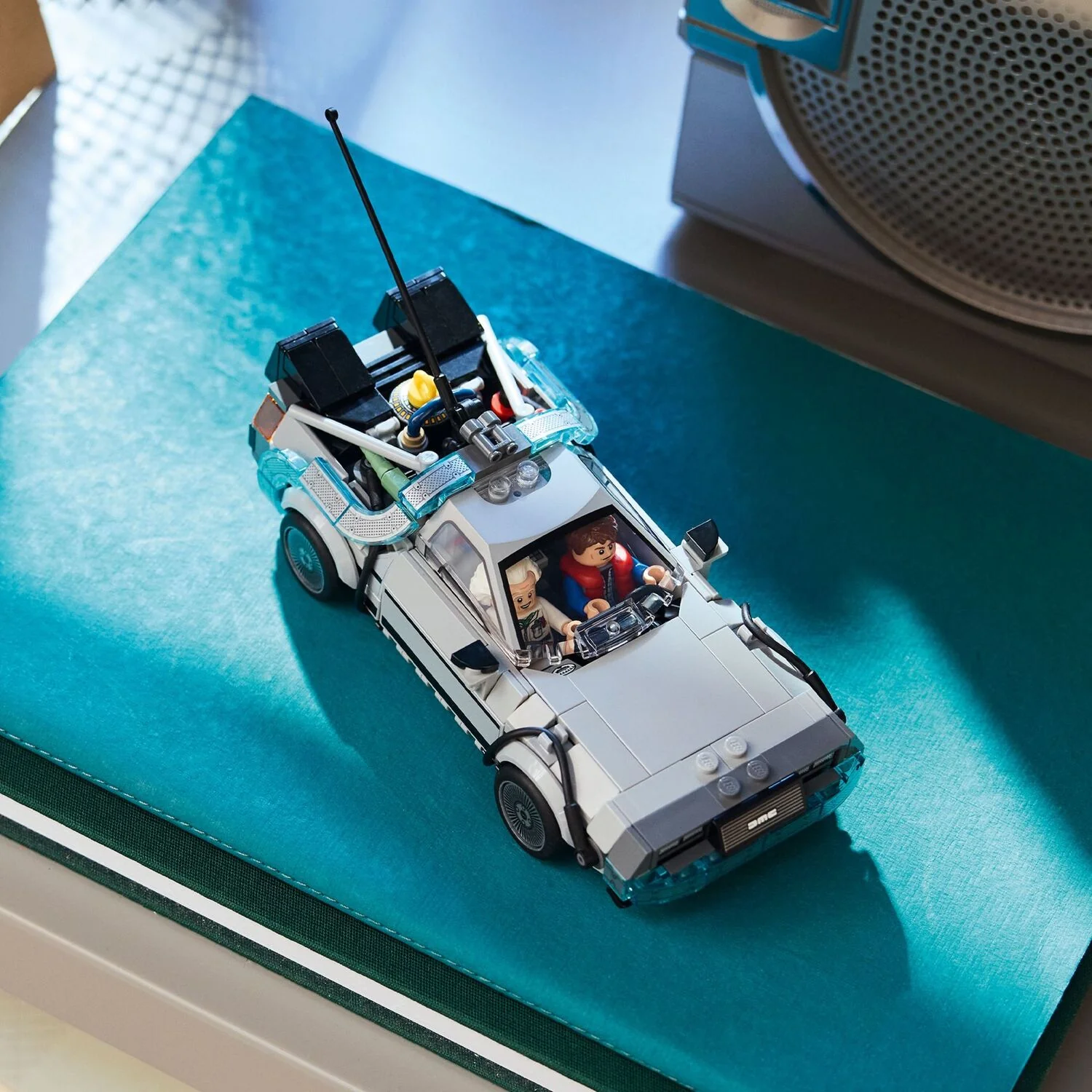 LEGO Speed Champions: Time Machine from Back to the Future - Image 7