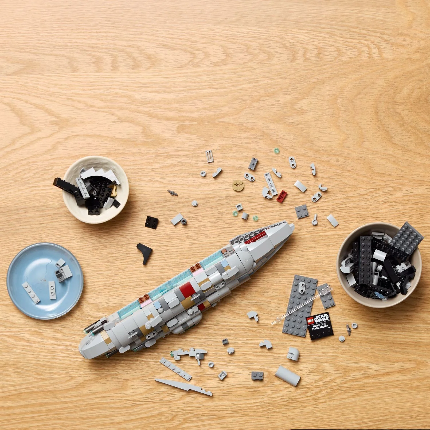 LEGO® Star Wars: Home One Starcruiser 75405 - Image 3