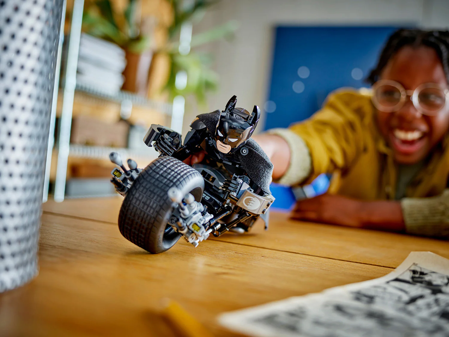 LEGO® SUPER HEROES DC Batman Construction Figure and the Bat-Pod Bike 76273