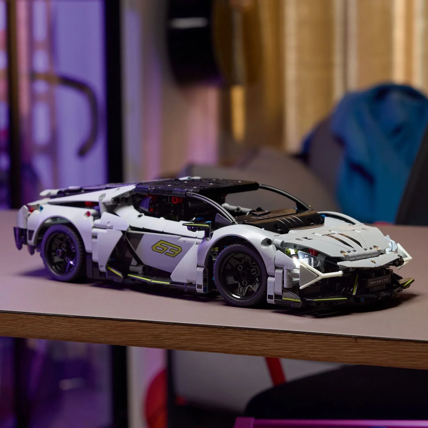 LEGO Technic: Lamborghini Revuelto Super Sports Car - Image 5
