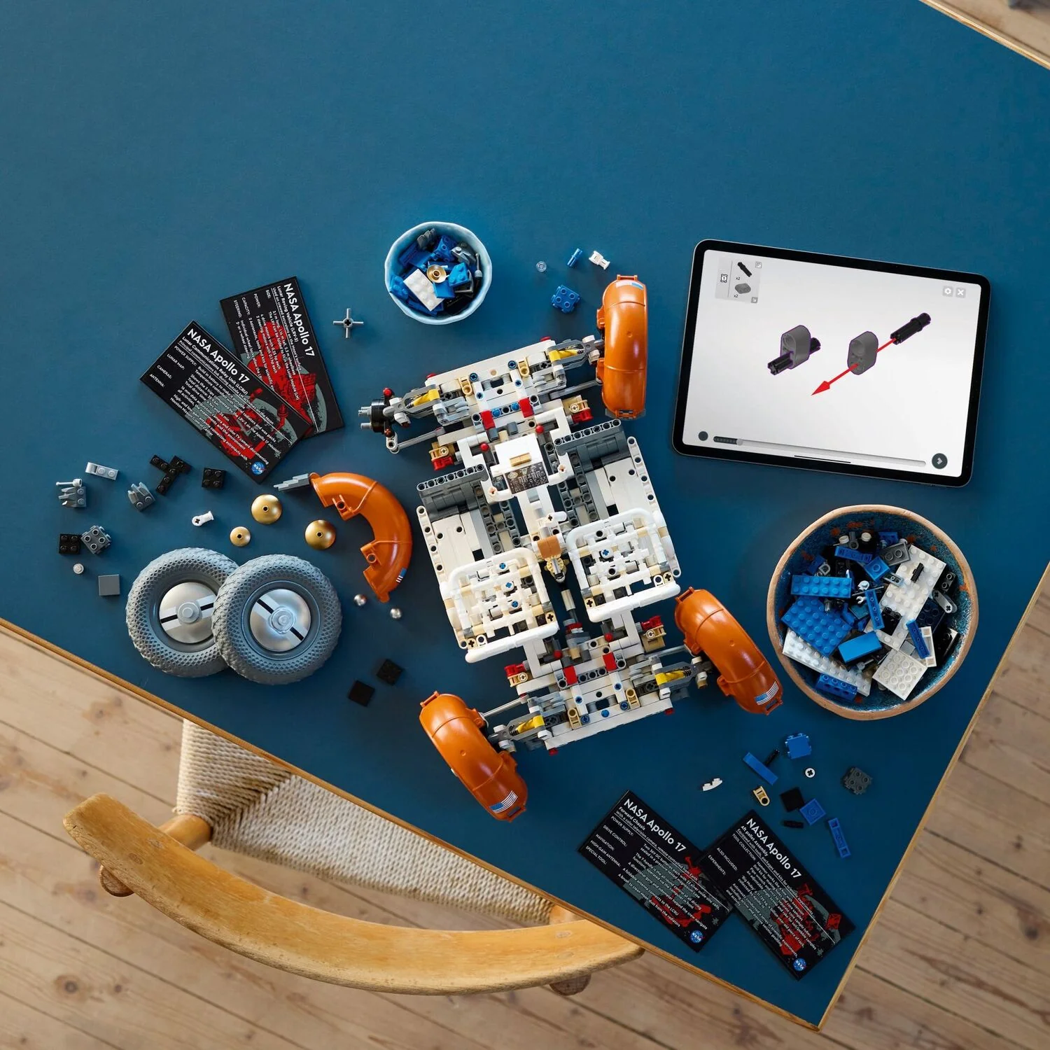 LEGO® Technic: NASA Apollo Lunar Roving Vehicle - LRV 42182 - Image 4