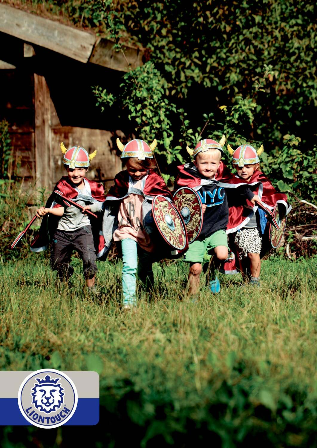 Liontouch Pretend-Play Dress Up Costume Harald Viking Cape - Image 3