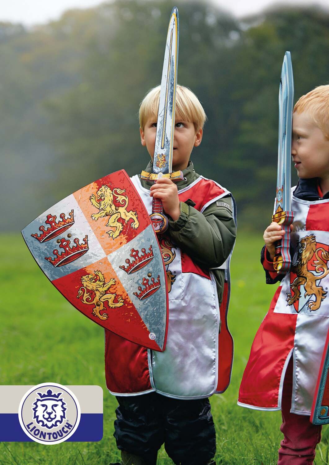 Liontouch Pretend-Play Dress Up Costume Prince Lionheart Cape - Image 2