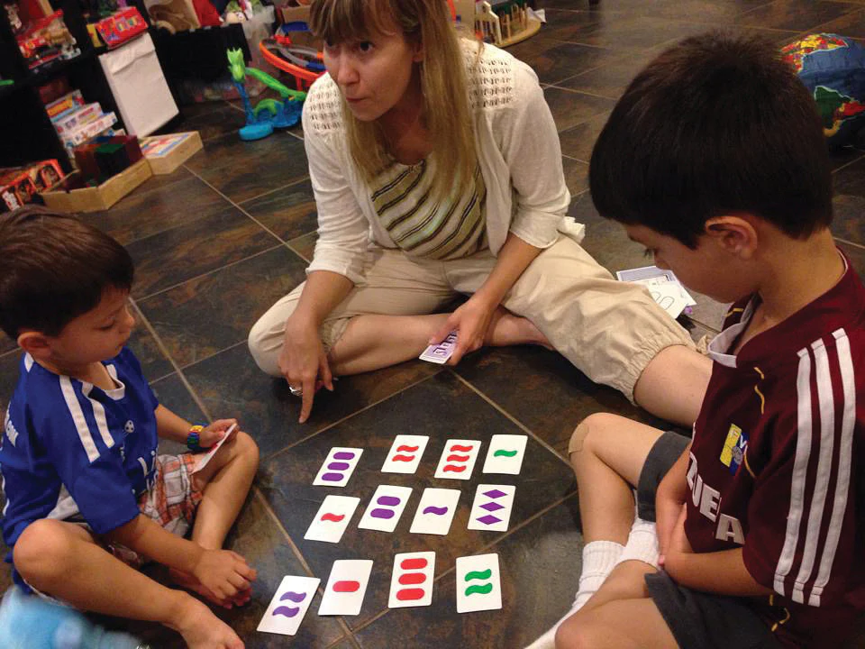 SET (award-winning card game) - Image 2