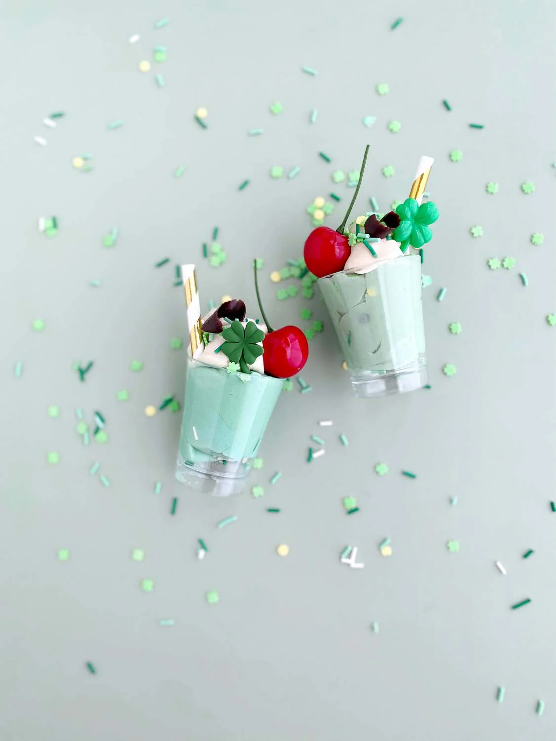 St. Patricks Milkshake Mini Dough to Go - Image 2