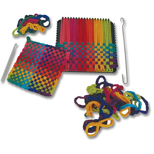 Traditional Potholder Loom Kit - Image 3