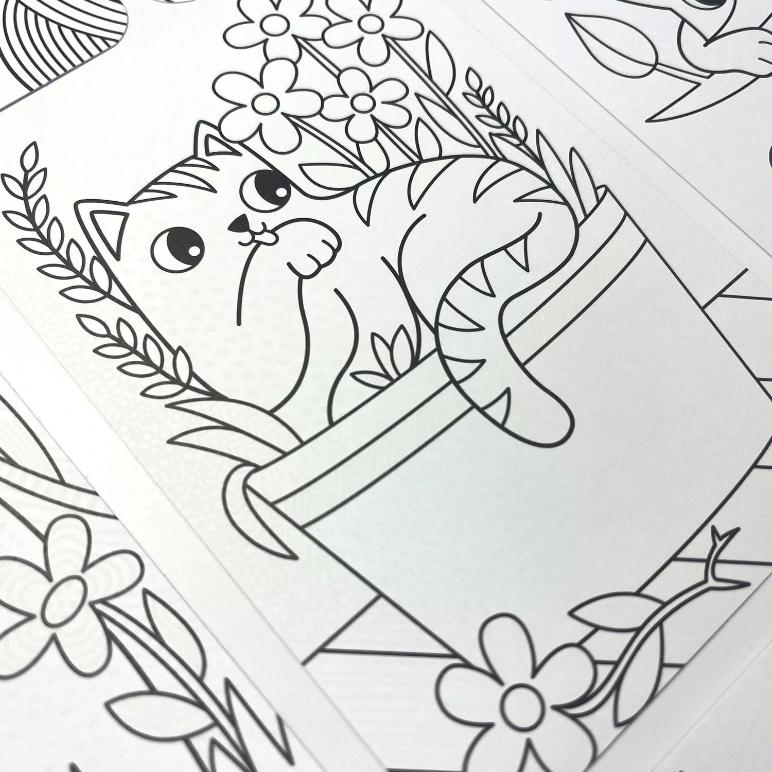 Undercover Art Hidden Pattern Coloring Activity Art Cards - Smitten Kittens - Image 5